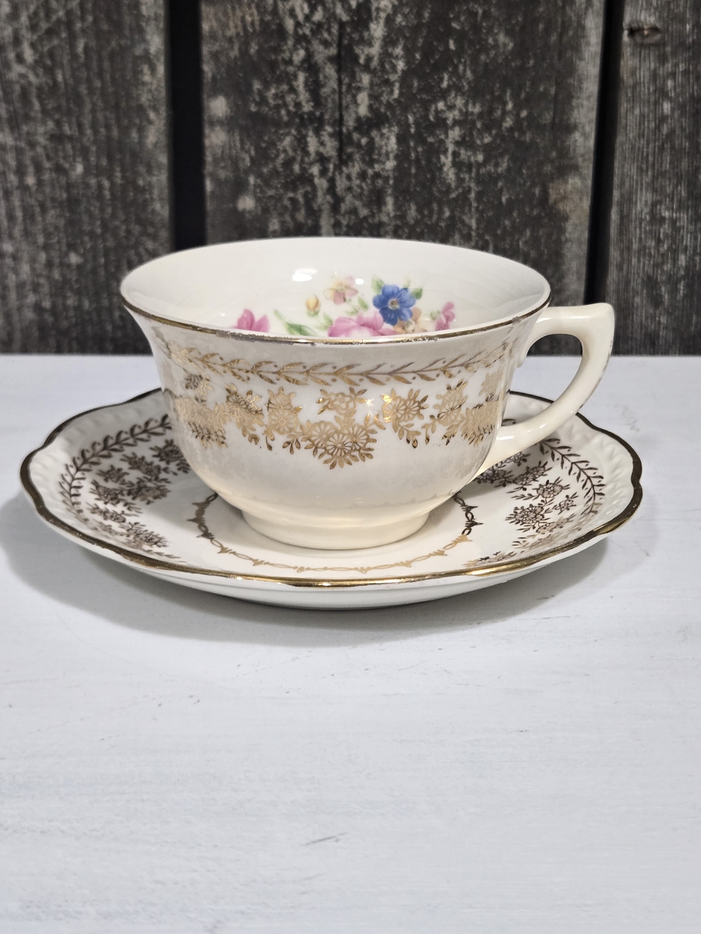 Vintage Stetson "American Beauty" Teacup And Saucer Set